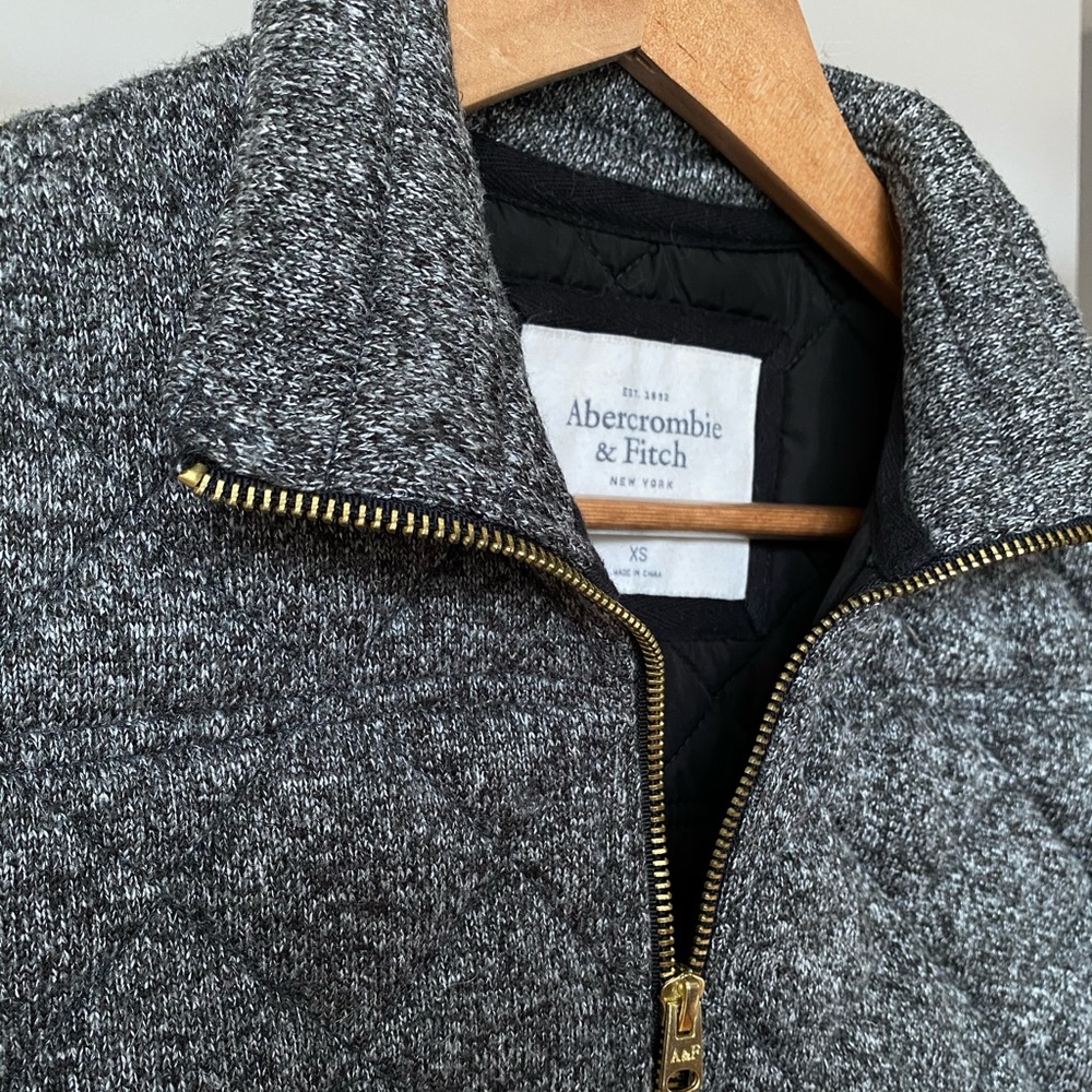 Abercrombie & Fitch Vest